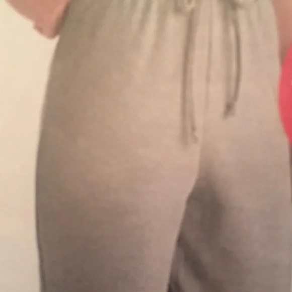 NEW Fleece Sweat Pants - Heather Grey - Size Large - Picture 1 of 4